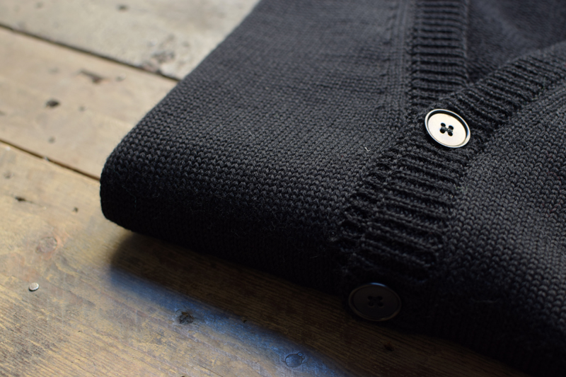 Strickjacke, Janker aus Merinowolle, Schafswolle kbT (kontrolliert biologische Tierhaltung), Cardigan, organic wool, indnat